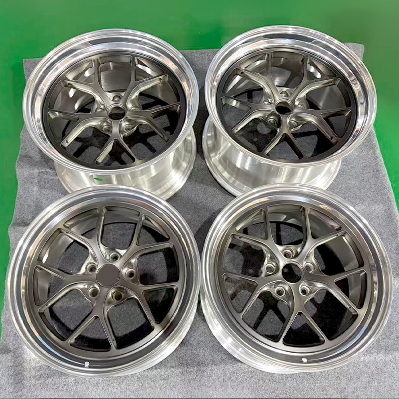 19 and 20 inch 2-piece forged wheels with polished rim and brushed grey center